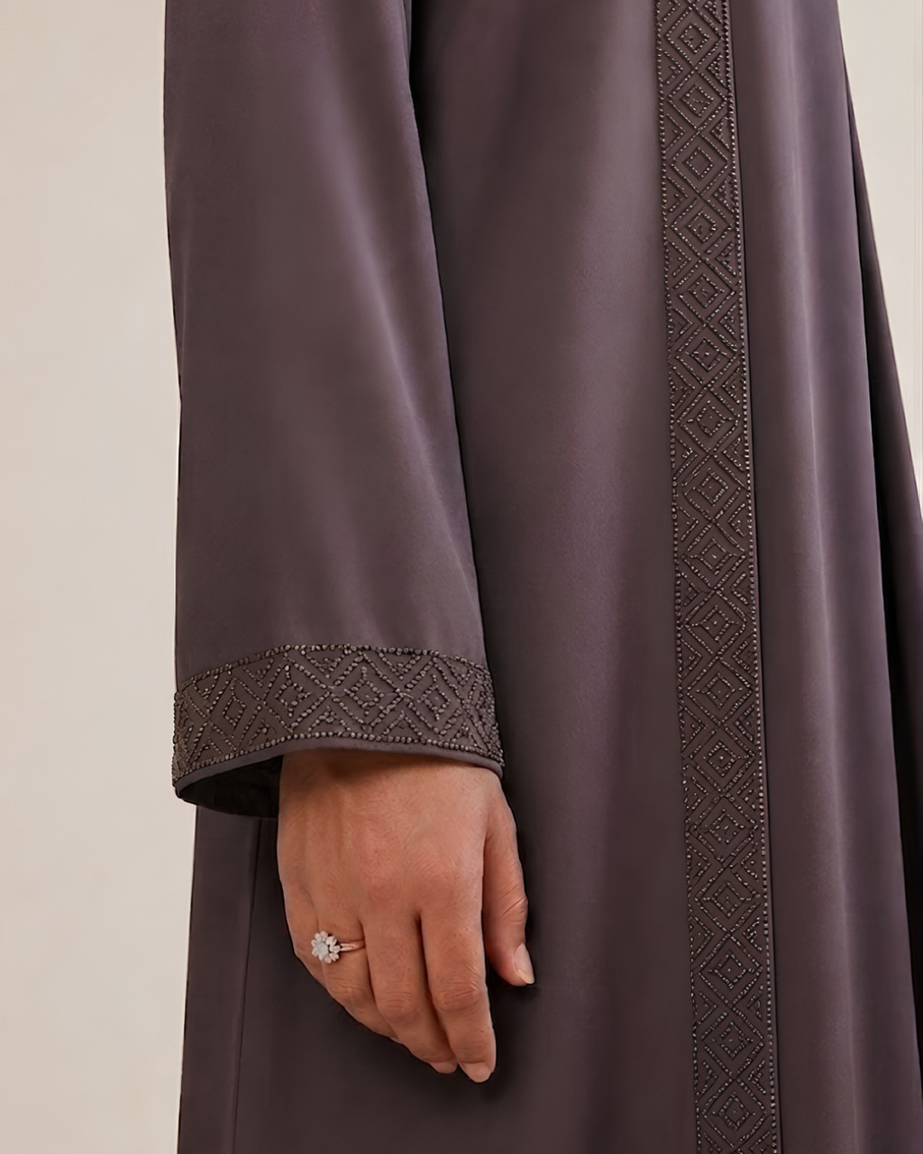 Beaded Elegance – Dark Brown