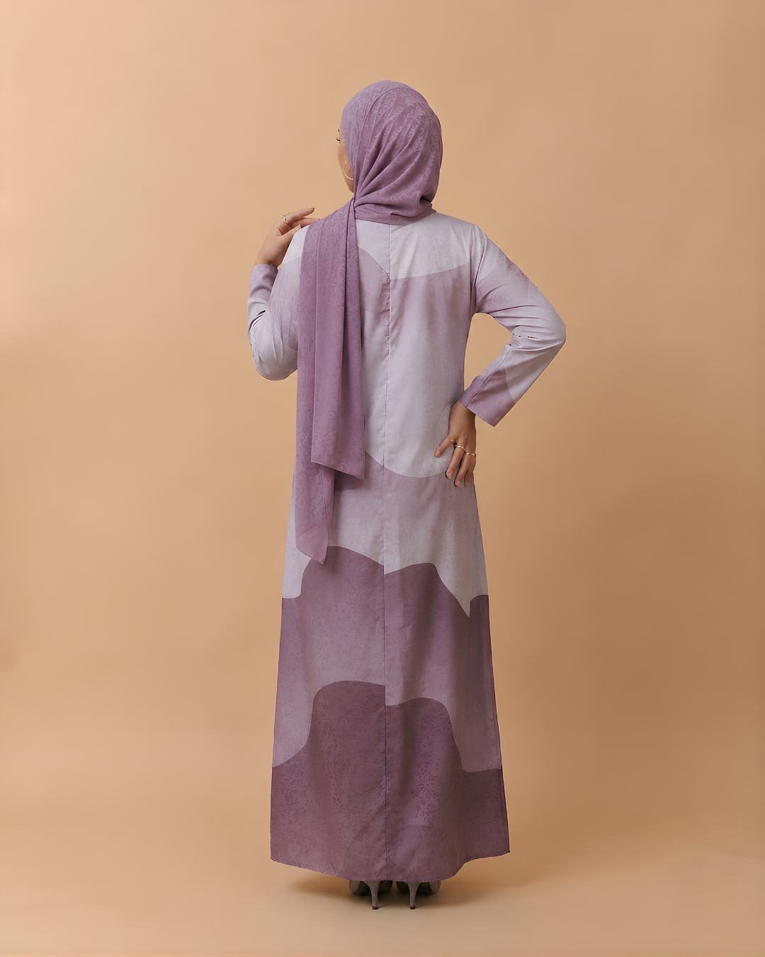 Serene Waves – Dusty Rose