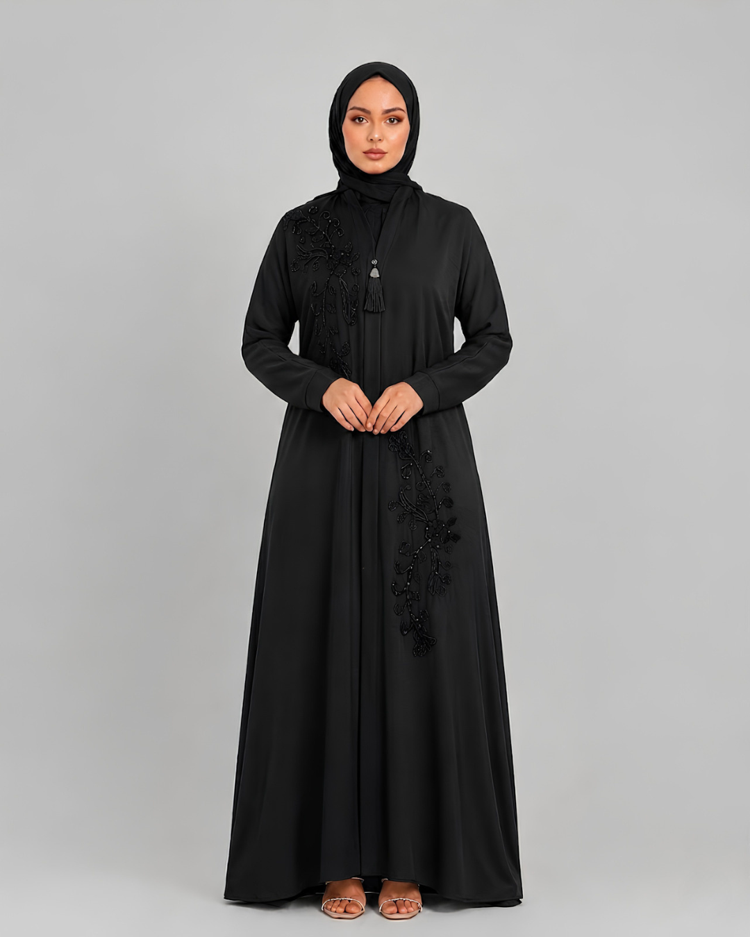 Onyx Flora Tassel
