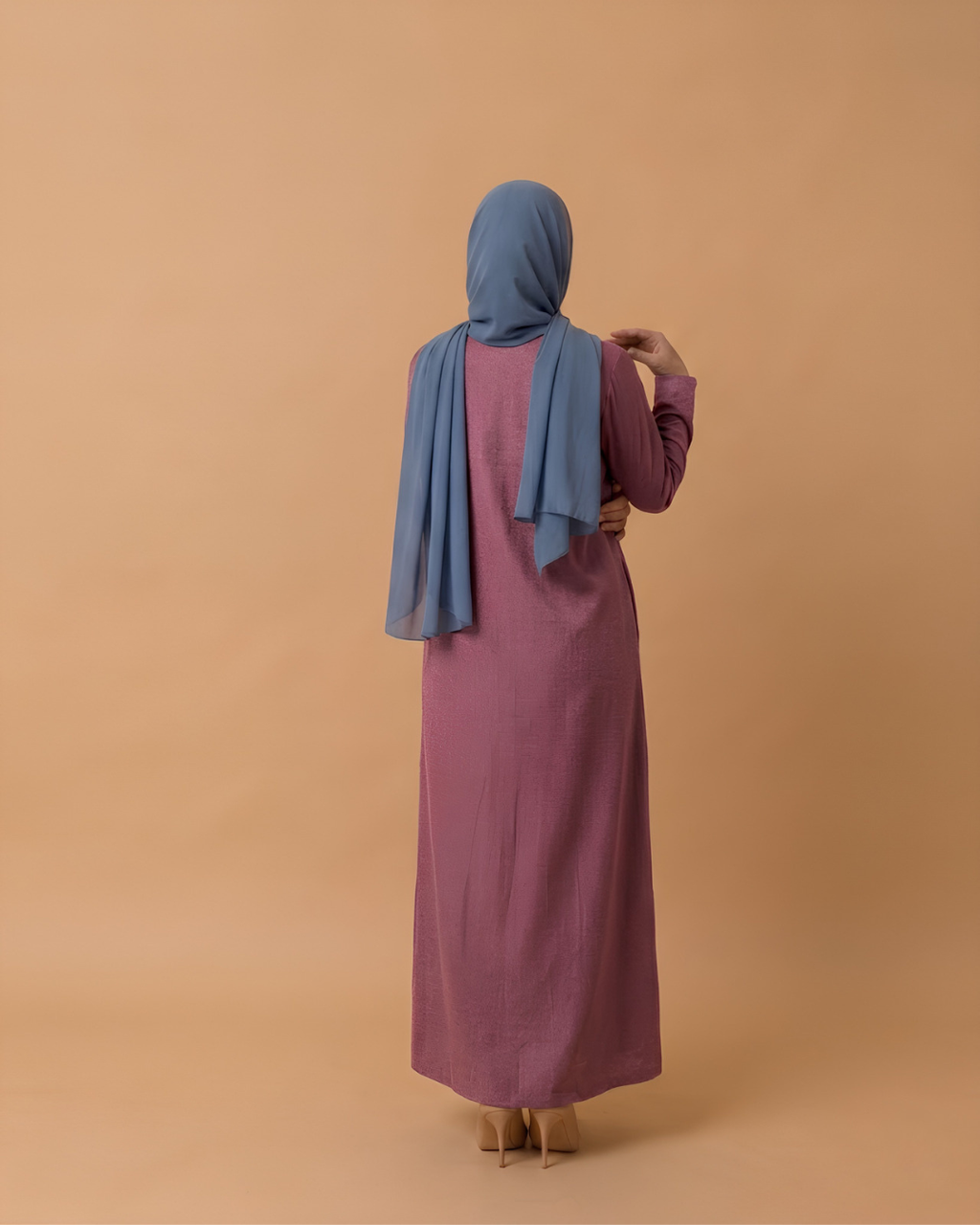 Velora – Maroon