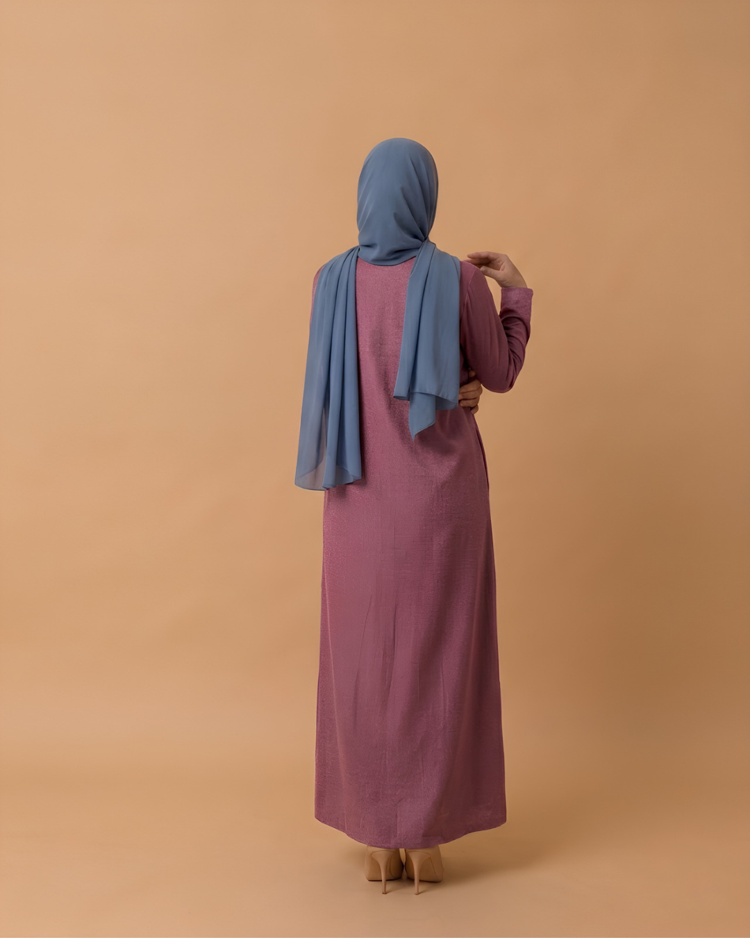 Velora – Maroon