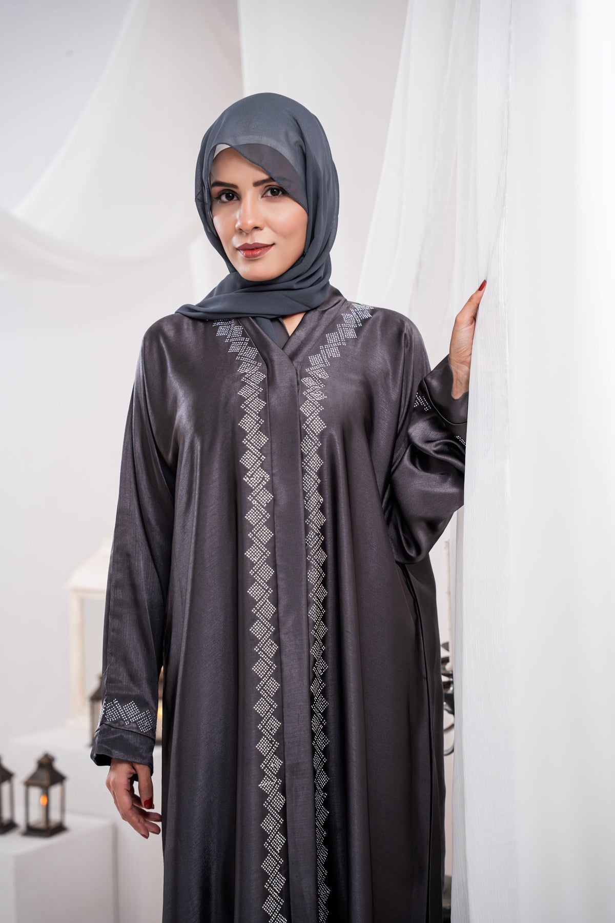 Shadow Grey Silk Abaya